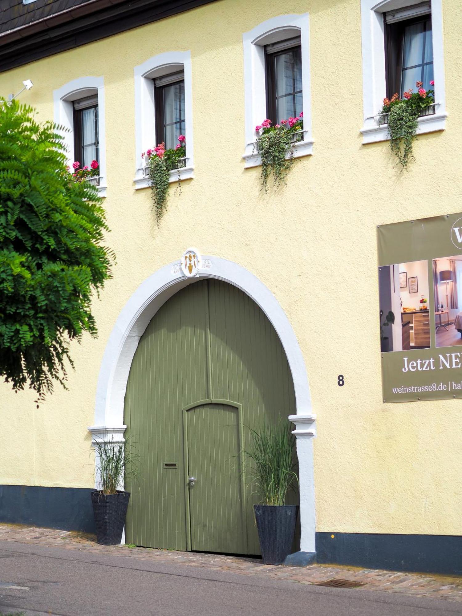 Weinstrasse No 8 "Einfach-Gut-Uebernachten" Leinsweiler Dış mekan fotoğraf