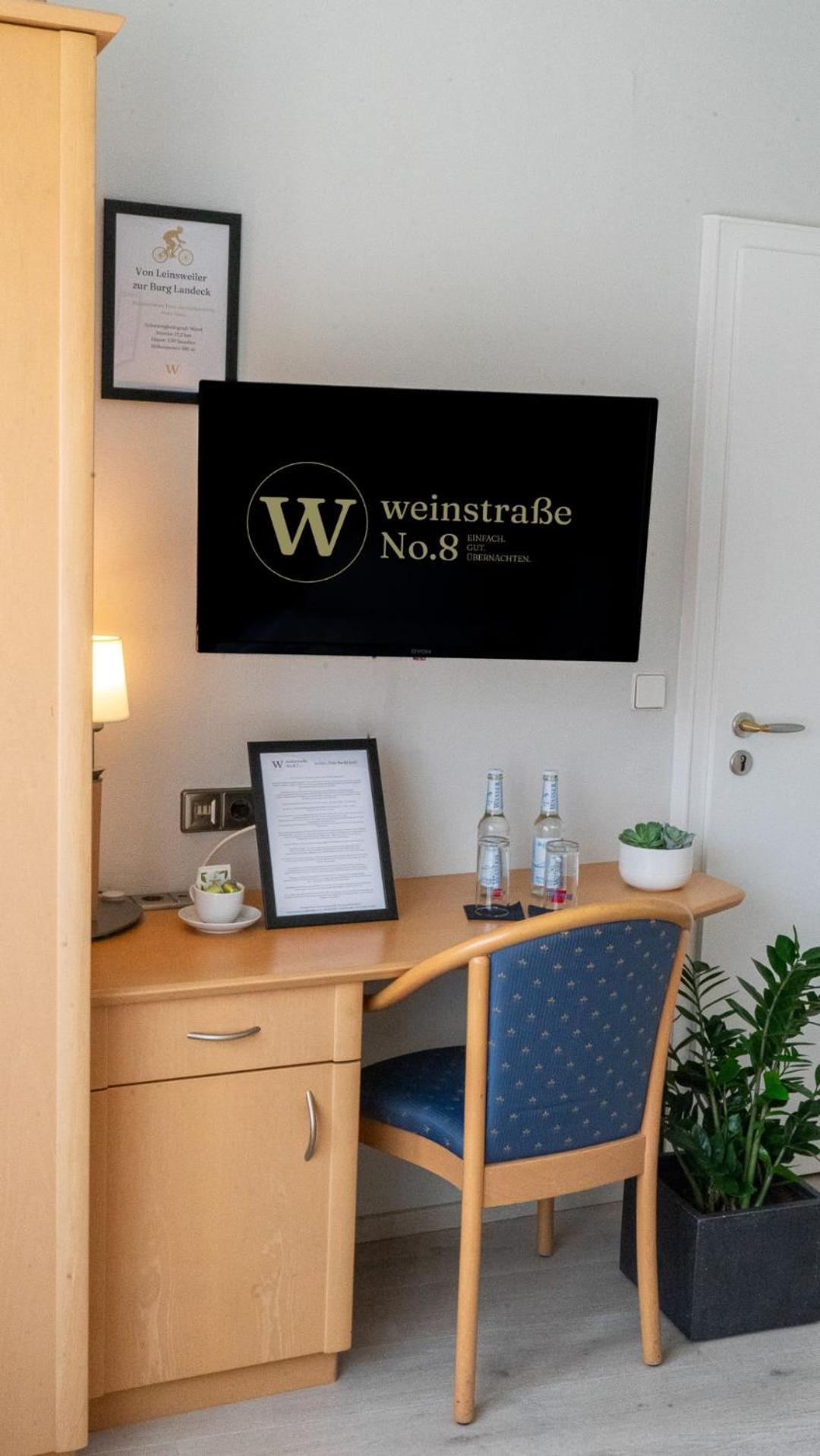Weinstrasse No 8 "Einfach-Gut-Uebernachten" Leinsweiler Dış mekan fotoğraf